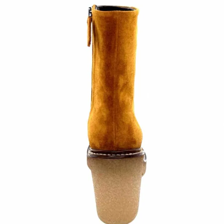 bottines_triver_flight__daim_camel_18.webp Triver Flight Bottines 527.15 Daim Camel Flash Sale