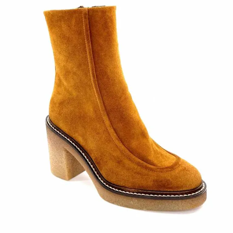 bottines_triver_flight__daim_camel_2.webp Triver Flight Bottines 527.15 Daim Camel Flash Sale