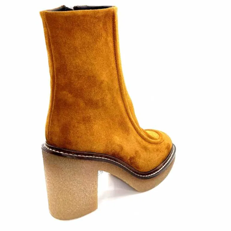 bottines_triver_flight__daim_camel_21.webp Triver Flight Bottines 527.15 Daim Camel Flash Sale