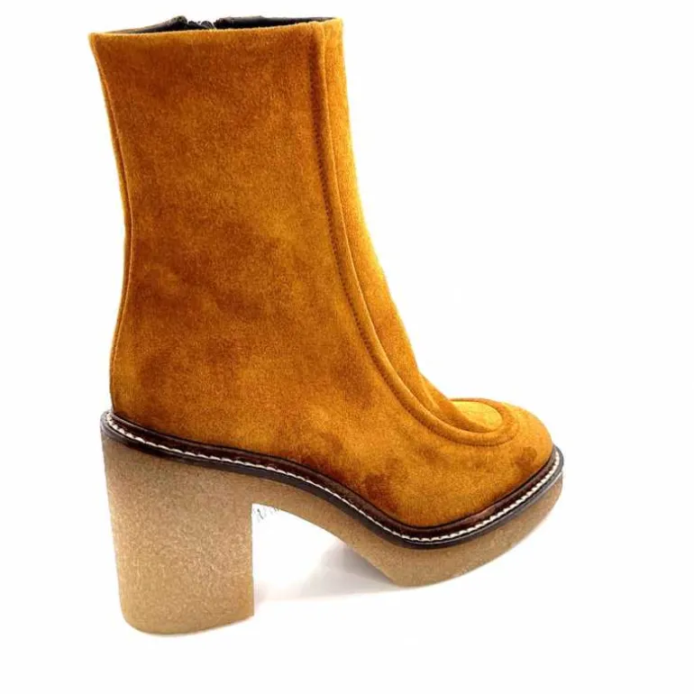 bottines_triver_flight__daim_camel_22.webp Triver Flight Bottines 527.15 Daim Camel Flash Sale