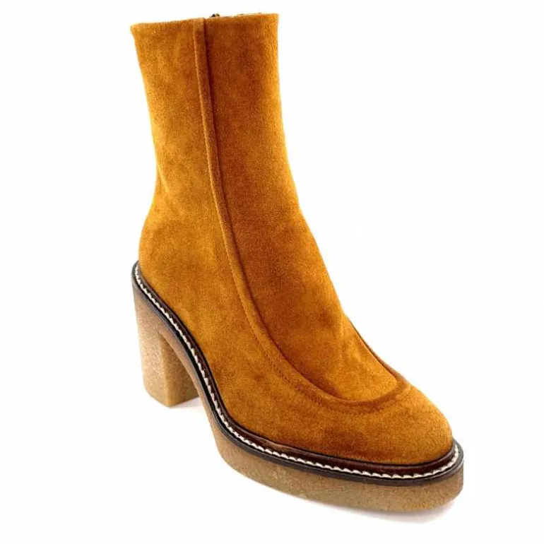 bottines_triver_flight__daim_camel_3.webp Triver Flight Bottines 527.15 Daim Camel Flash Sale