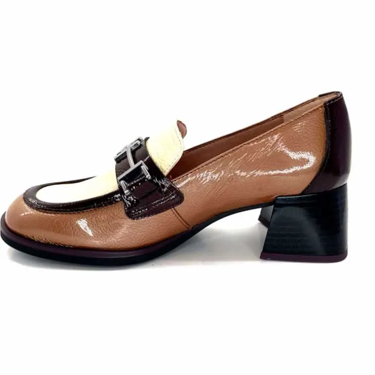 mocassins__talon_hispanitas_chi__milan_cuir_vernis_almond_12.webp Hispanitas Mocassins à Talon Chi 243550 Milan Cuir Vernis Almond Marron Sale