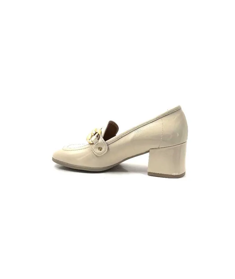mocassins__talon_ivoire__cuir_vernis_beige_13.webp Ivoire0351a Mocassins à Talon Ivoire 9575845 Cuir Vernis Beige Discount