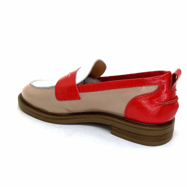 mocassins_ivoire_a_cuir_vernis_beige_blanc_corail_14.webp Ivoire0104a Mocassins Ivoire A53115 Cuir Vernis Beige Blanc Corail Hot