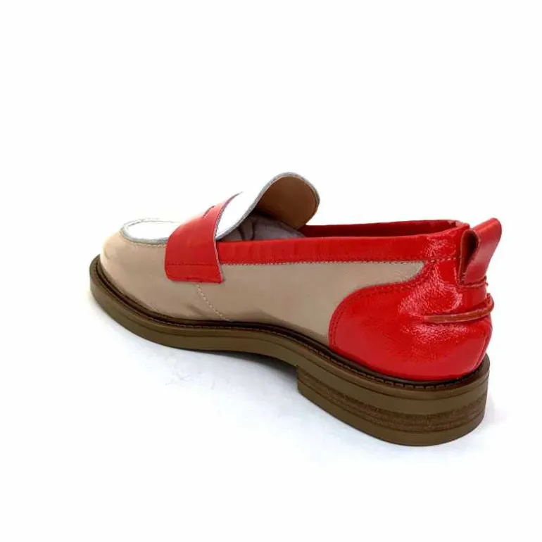 mocassins_ivoire_a_cuir_vernis_beige_blanc_corail_15.webp Ivoire0104a Mocassins Ivoire A53115 Cuir Vernis Beige Blanc Corail Hot