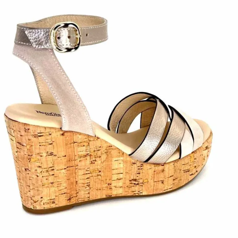 sandales__compenses_nerogiardini__d_cuir_mtal_daim_gris_22.webp Nero Giardini Sandales à Compensées NeroGiardini 410610 D677 Cuir Métal Daim Gris GrisClair Best Sale