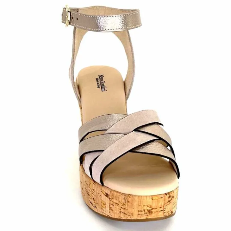 sandales__compenses_nerogiardini__d_cuir_mtal_daim_gris_5.webp Nero Giardini Sandales à Compensées NeroGiardini 410610 D677 Cuir Métal Daim Gris GrisClair Best Sale