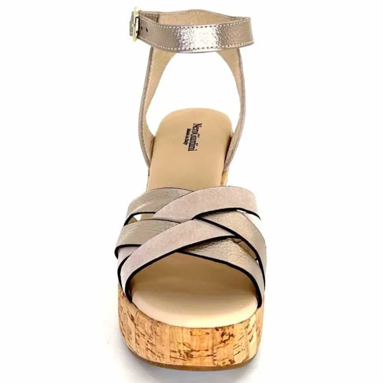 sandales__compenses_nerogiardini__d_cuir_mtal_daim_gris_6.webp Nero Giardini Sandales à Compensées NeroGiardini 410610 D677 Cuir Métal Daim Gris GrisClair Best Sale