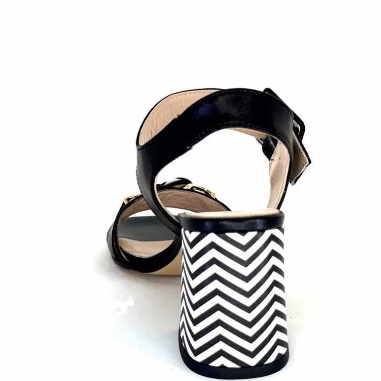 sandales_ivoire_k_portocervo_cuir_noir_17.webp Ivoire0352 Sandales Ivoire K255 Portocervo Cuir Noir Hot