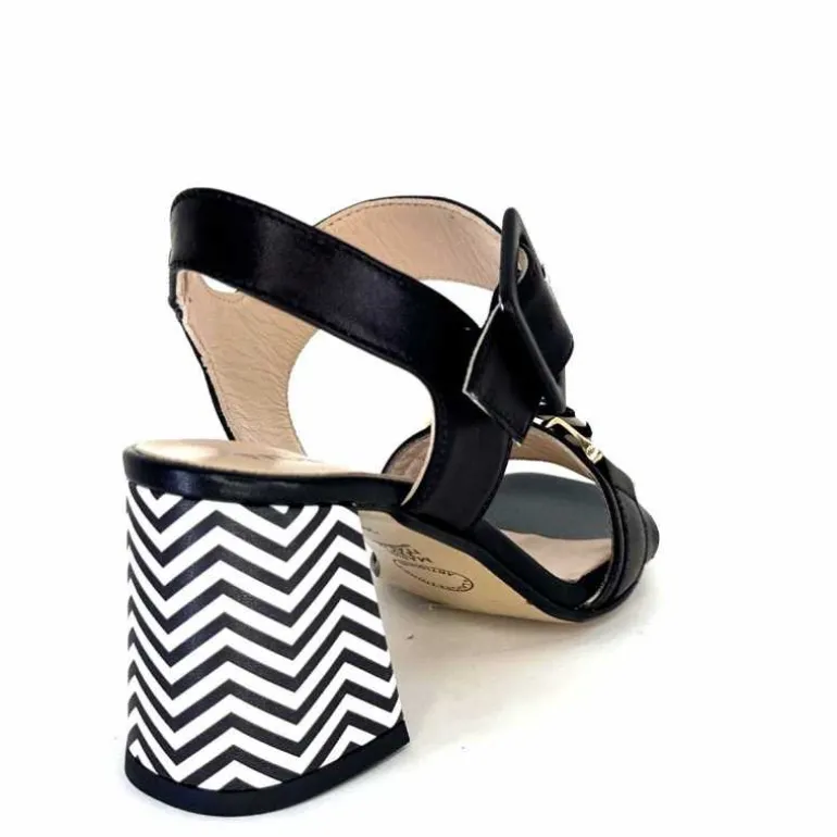 sandales_ivoire_k_portocervo_cuir_noir_20.webp Ivoire0352 Sandales Ivoire K255 Portocervo Cuir Noir Hot